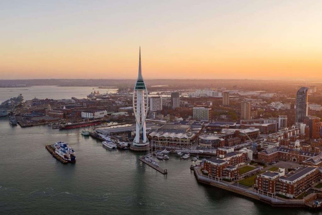 Apartamento Portsmouth Urban Haven Exterior foto